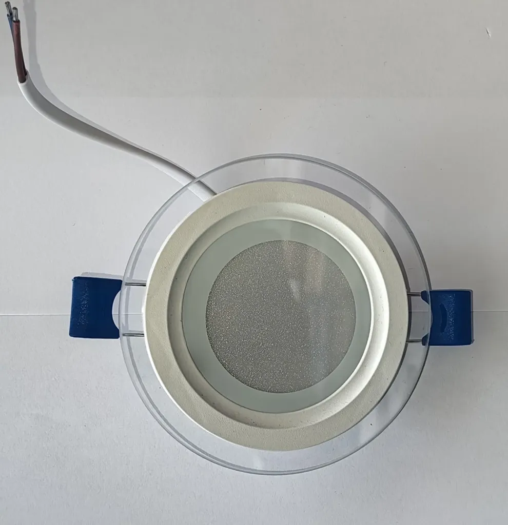 AMS-8W 3 COLOUR SPOT LIGHT