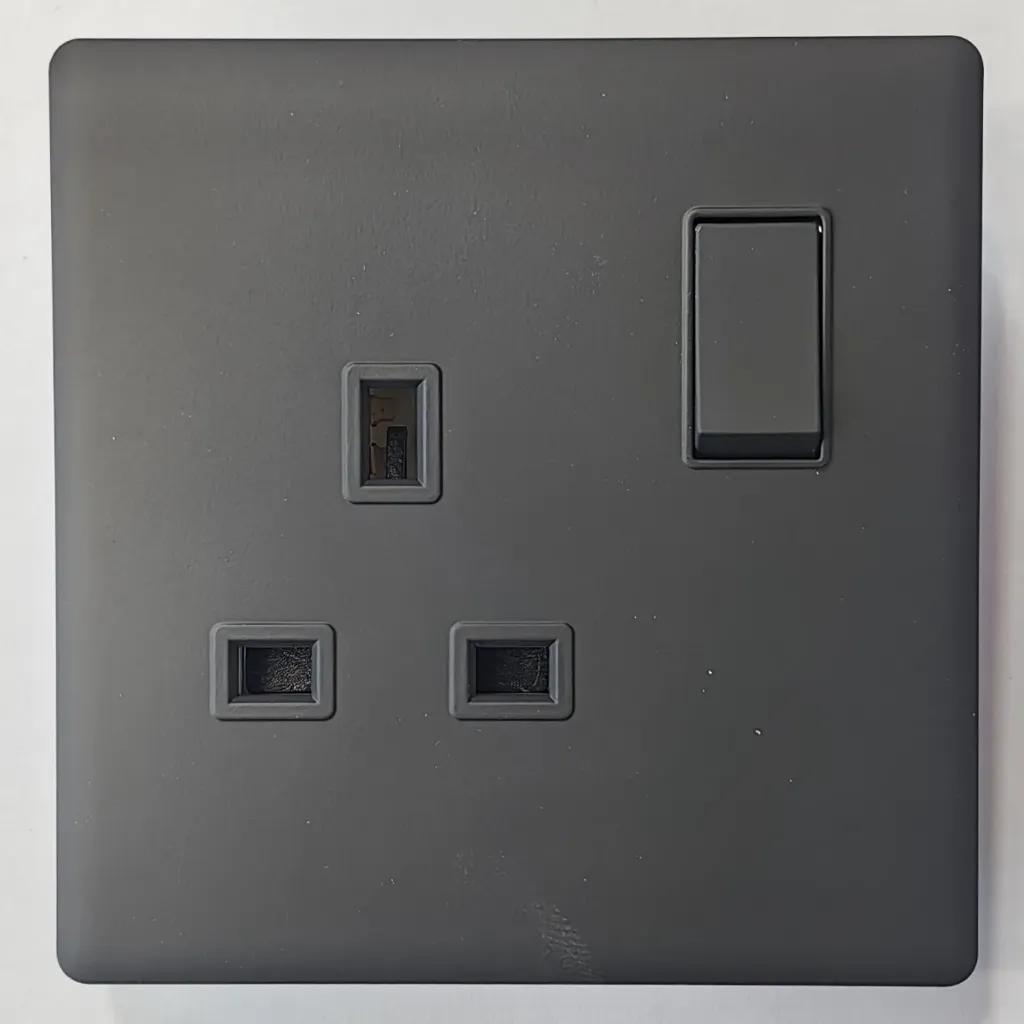 [SB405] ADMORE-13A 1G SWITCH SOCKET SOFT TOUCH BLACK