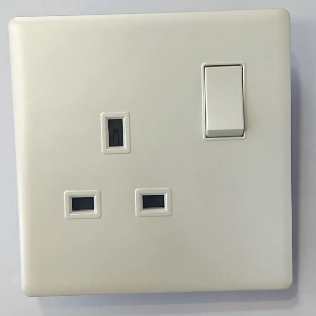 [PP405] Admore-13A 1G SWITCH SOCKET PERAL WHITE BODY (PP405)